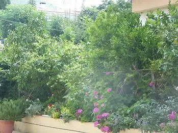 Ξενοδοχείο θεανώ 2*